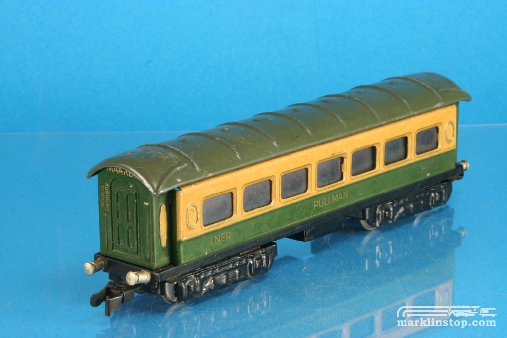 Marklin 349 E LNER PULLMAN Passenger Coach from 1937 - MarklinStop Shop